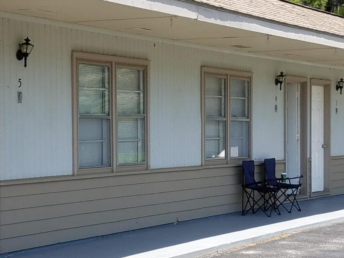 The Becket Motel Exterior photo